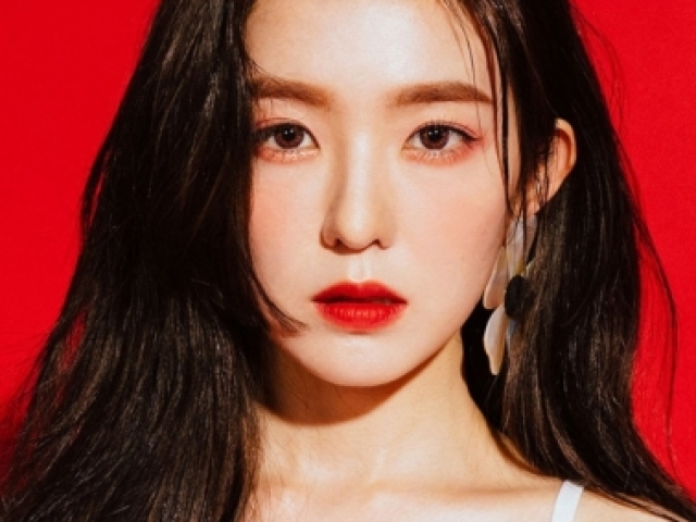 Irene- red velvet