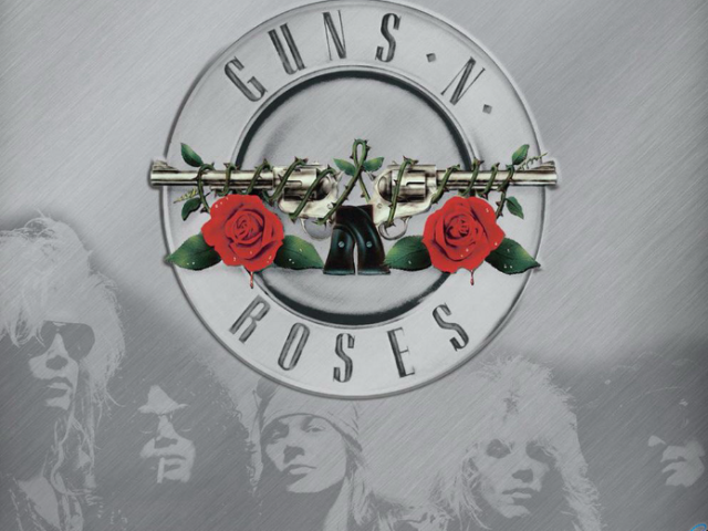 1°- Axl Rose, Izzy Stradlin, Slash, Duff McKagan, Steven Adler; 2°- Axl Rose, Izzy Stradlin, Slash, Duff McKagan, Steven Adler, Dizzy Reed; 3°- Axl Rose, Izzy Stradlin, Slash, Duff McKagan, Matt Sorum, Dizzy Reed; 4°- Axl Rose, Slash, Duff McKagan, Matt Sorum, Dizzy Reed, Gilby Clarke; 5°- Guns N’ Roses + Background Singers, Horns; 6°- Axl Rose, Slash, Duff McKagan, Matt Sorum, Dizzy Reed, Paul Tobias; 7°- Axl Rose, Duff McKagan, Matt Sorum, Dizzy Reed, Paul Tobias, Robin Finck; 8°-Axl Rose, Duff McKagan, Dizzy Reed, Paul Tobias, Robin Finck, Josh Freese; 9°-Axl Rose, Dizzy Reed, Paul Tobias, Robin Finck, Josh Freese, Tommy Stinson, Chris Pitman; 10°-Axl Rose, Dizzy Reed, Paul Tobias, Josh Freese, Tommy Stinson, Chris Pitman, Buckethead; 11°- Axl Rose, Dizzy Reed, Paul Tobias, Tommy Stinson, Chris Pitman, Buckethead, Brain Mantia; 12°-Axl Rose, Dizzy Reed, Tommy Stinson, Chris Pitman, Buckethead, Brain, Robin Finck, Richard Fortus; 13°-Axl Rose, Dizzy Reed, Tommy Stinson, Chris Pitman, Brain, Robin Finck, Richard Fortus, Ron “Bumblefoot” Thal; 14°-Axl Rose, Dizzy Reed, Tommy Stinson, Chris Pitman, Robin Finck, Richard Fortus, Ron Thal, Frank Ferrer; 15°-Axl Rose, Dizzy Reed, Tommy Stinson, Chris Pitman, Richard Fortus, Ron Thal, Frank Ferrer, DJ Ashba; 16°-Axl Rose, Slash, Duff McKagan, Dizzy Reed, Richard Fortus, Frank Ferrer & Melissa Reese.