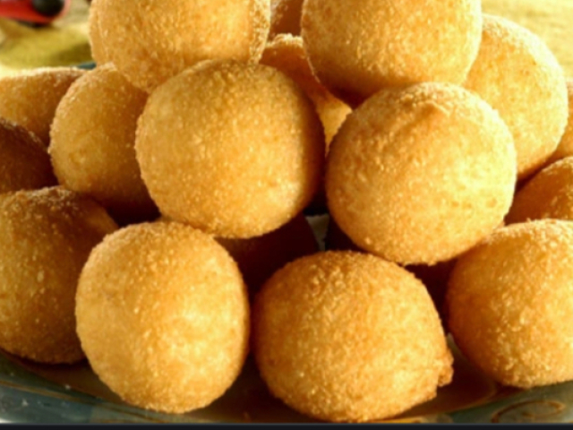 Bolinha de queijo