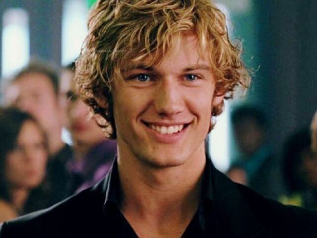 Alex pettyfer