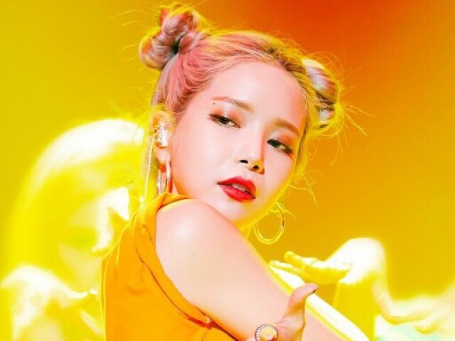 Solar (MAMAMOO)