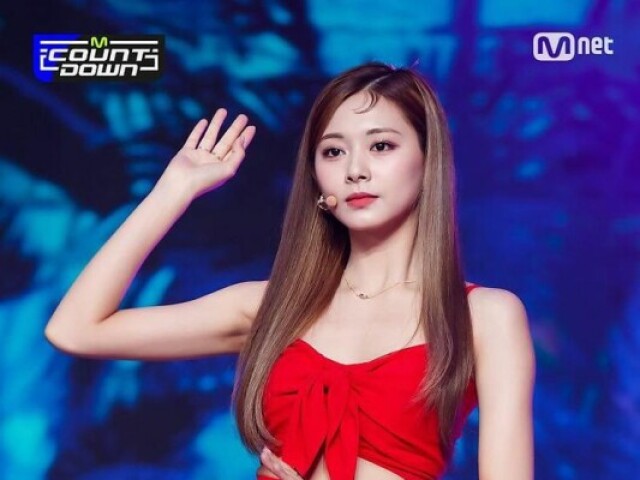Tzuyu (Twice)