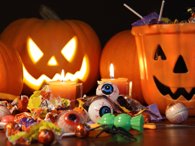 Monte sua loja de doces e salgados no Halloween! đđâ€â€