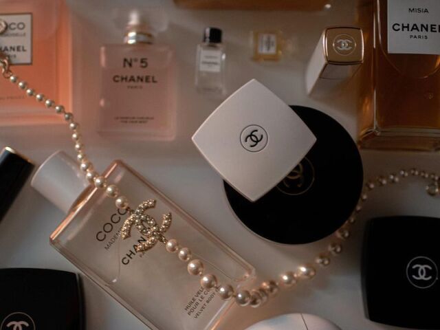 ➤ Chanel