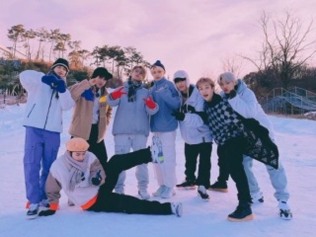 STRAYKIDS