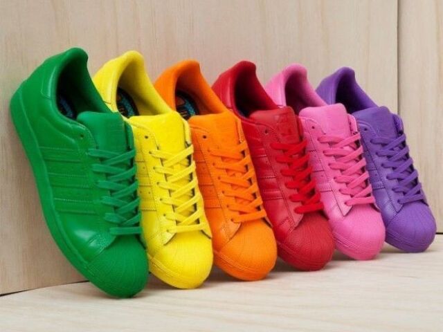 ADIDAS ❤️🧡💛💚💙🖤💜💟
