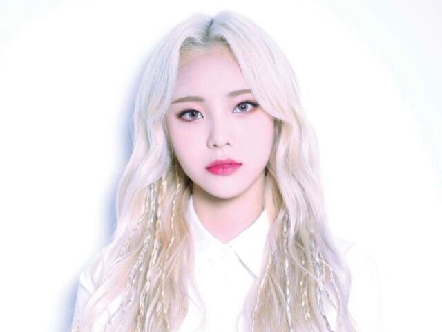 Jinsoul(Na carreira solo)