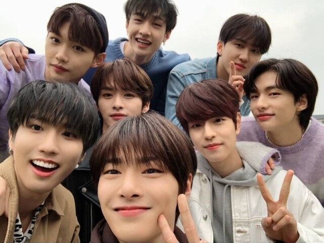 Stray Kids