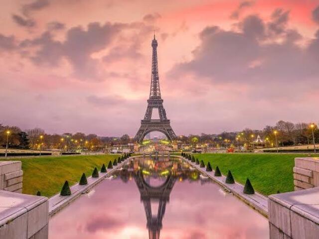 Paris, França