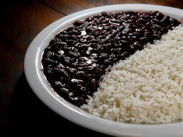 Algo mais simples, como arroz e feijão!