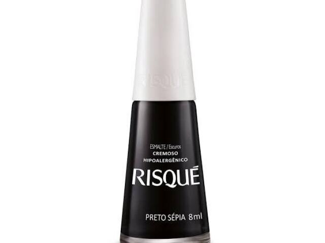 esmalte preto