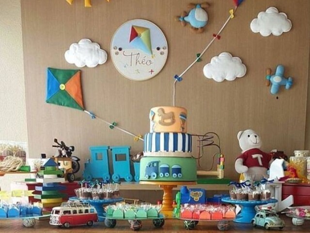 Uma festa no tema de carros cidade