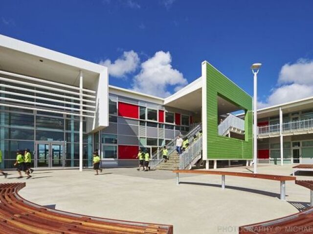 Escola/Internato colorido