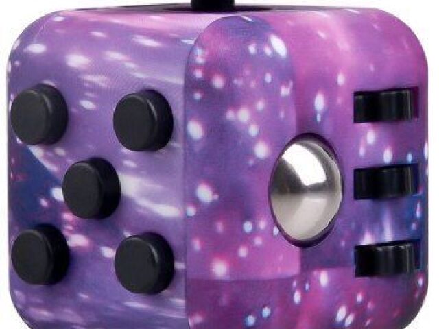 Fidget cube colorido