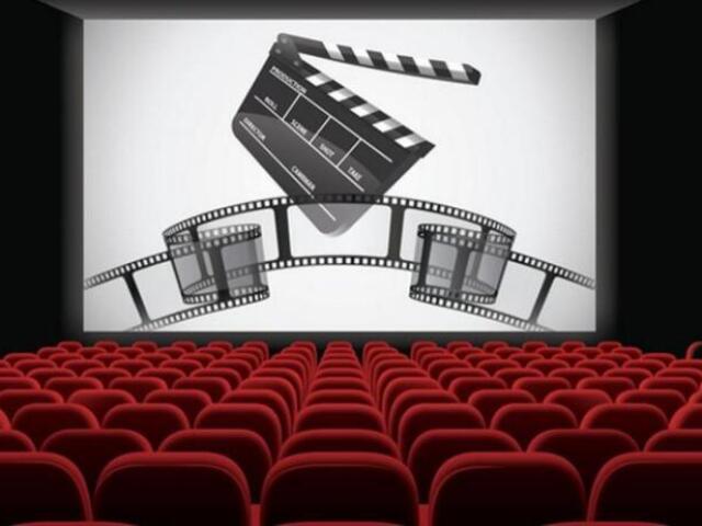 Ir ao cinema/assistir filmes(séries) em casa