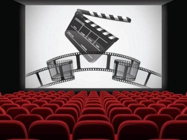 Ir ao cinema/assistir filmes(séries) em casa