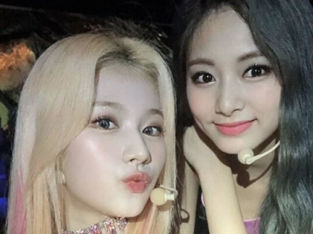 Sana e Tzuyu