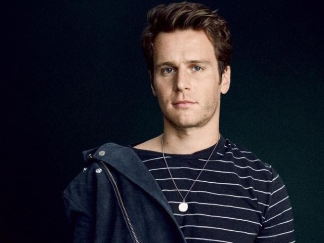 Jonathan Groff