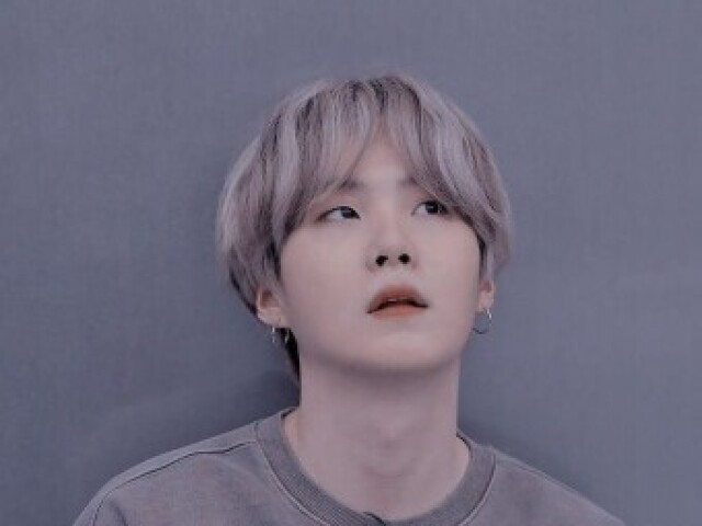 YOONGI (SUGA)