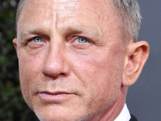 Daniel Craig