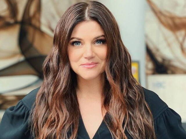 Tiffani Thiessen (Lori)