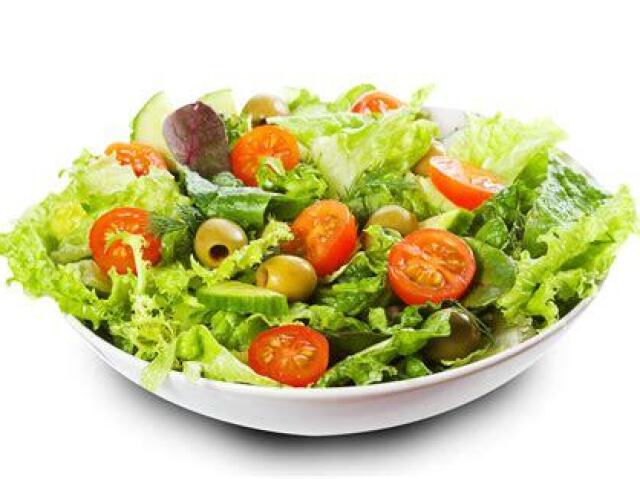 Salada: Não vou parar de comer minha comida de sempre, comigo é assim: "comecei vou terminar".