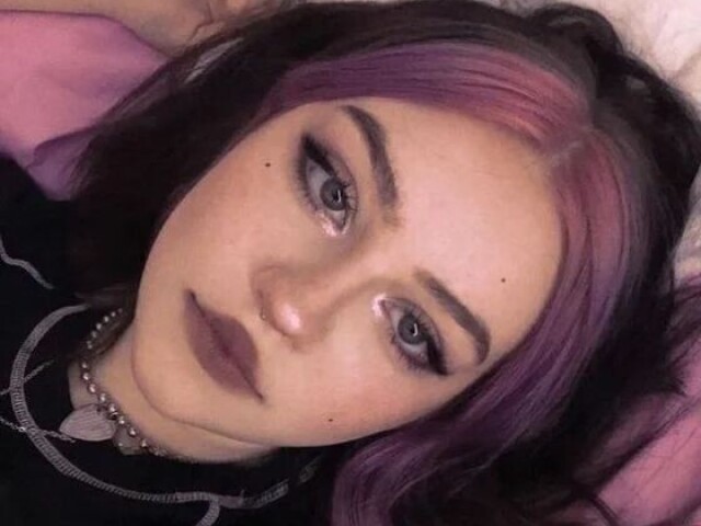 E-girl