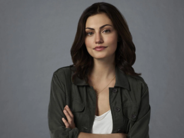 Phoebe Tonkin