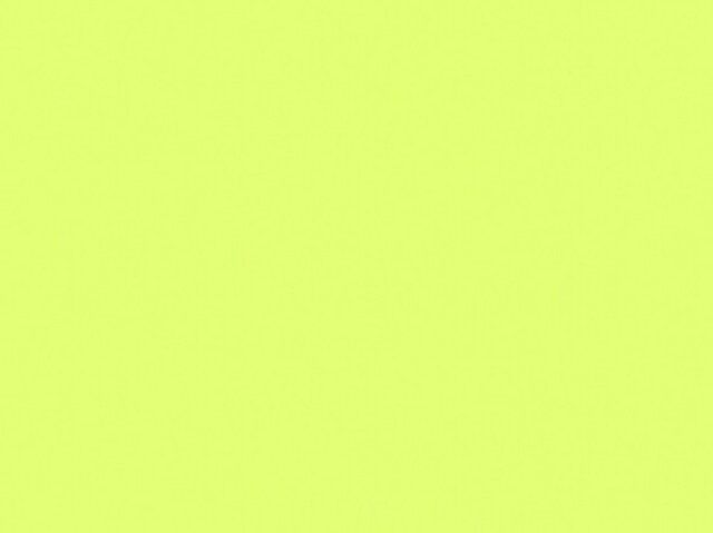 Amarelo - esverdeado.