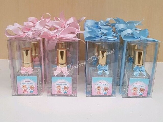 Olha esses fracos de perfume minha genti💕