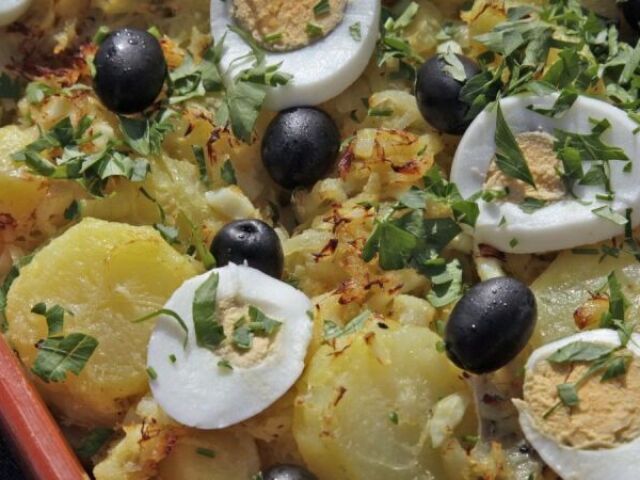 Bacalhau à Gomes de Sá.