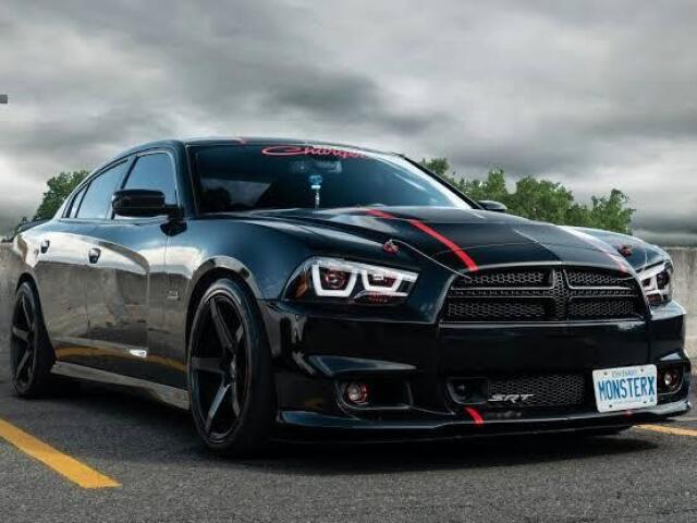 Dodge Charger SRT8