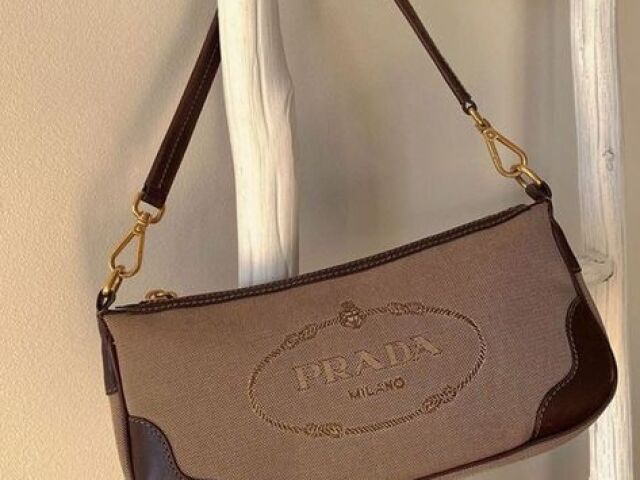 Prada bege