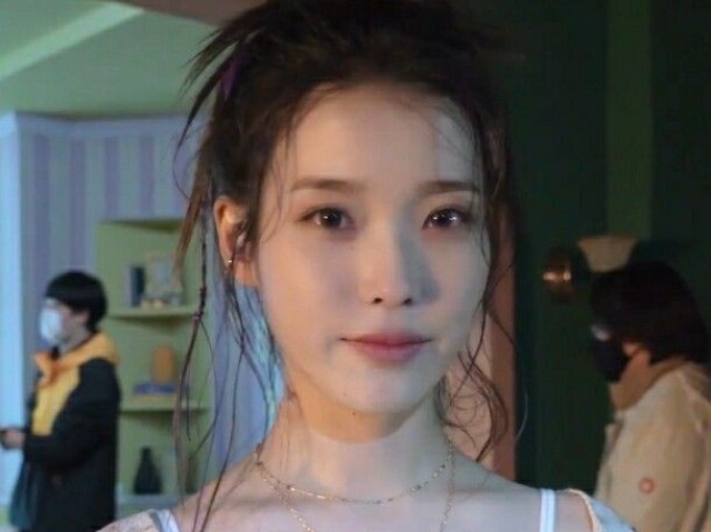 IU (solista)