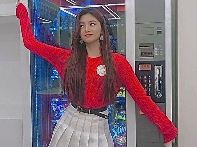 π Yiren β’ Everglow