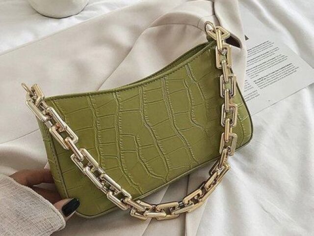 Bolsa verde de crocodilo