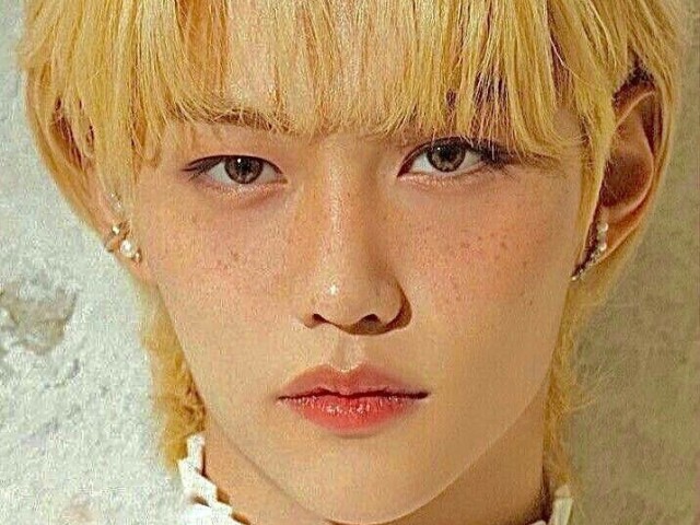 Felix (stray kids)