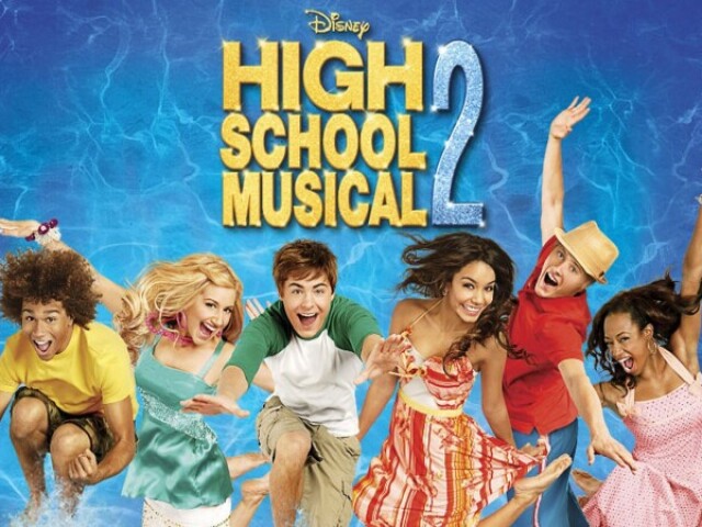 HIGH SCHOOL MUSICAL 2