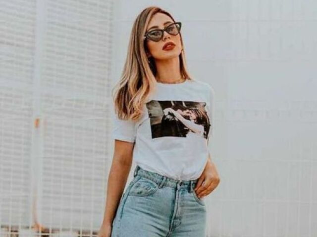 Cortou mais e uma calΓ§a jeans normal