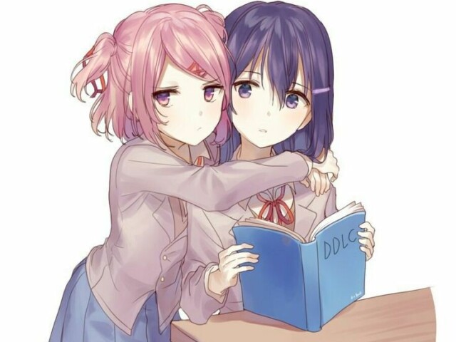 Natsuki é a mais baixa do Clube de literatura e Yuri é a mais alta