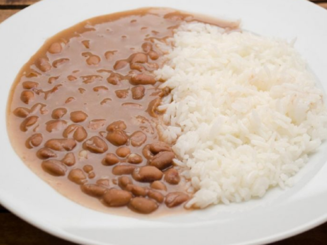 Arroz e feijão