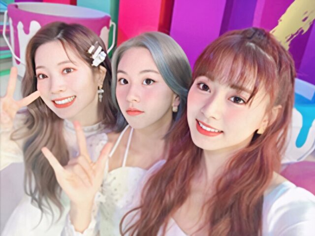 Dahyun, Chaeyoung, Tzuyu