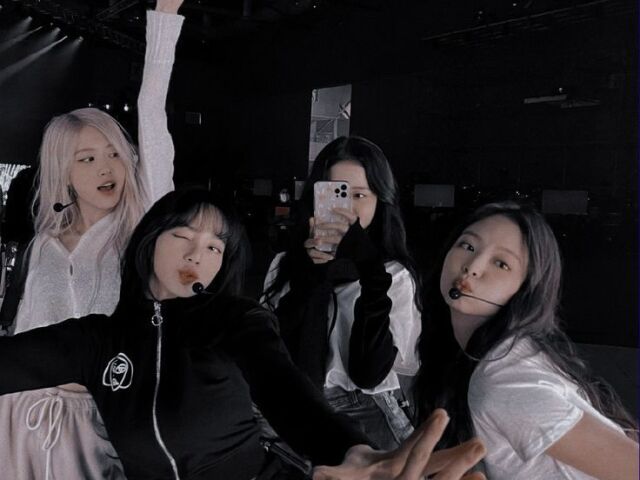 🎶•Você faria um Show junto com as meninas do BLACKPINK? BLINK GAME 1#•🎶