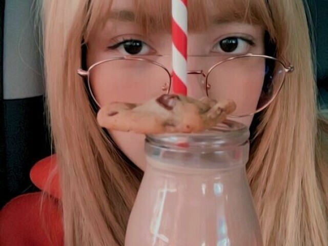 Ir tomar chocolate quente com a Lisa em um lugar bem caro