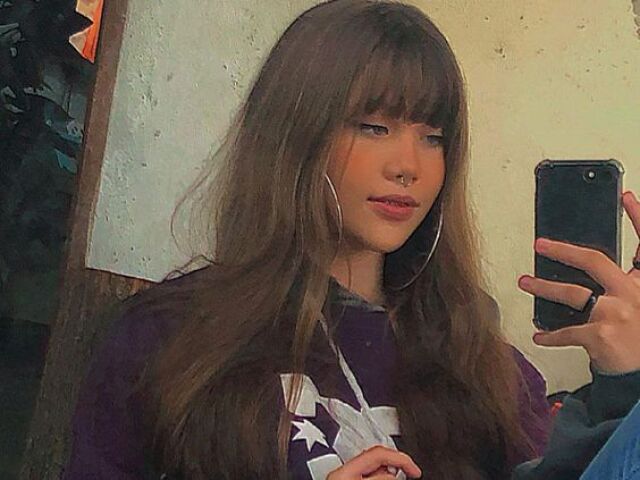 โ ( IGNORA O CELL E A ROUPA DNVVVV. )