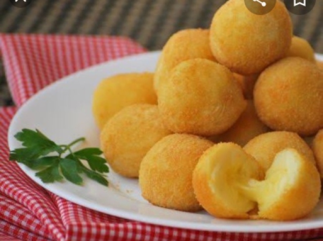 Bolinha de queijo