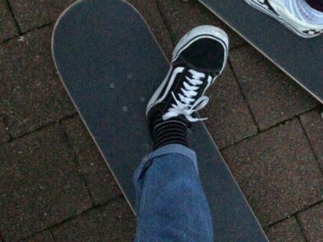 - Meu skate muito pika