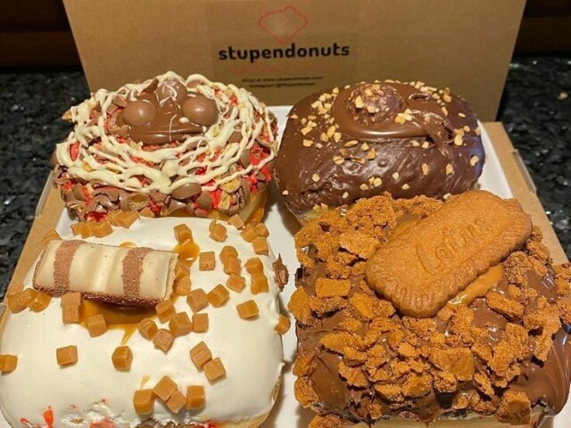 Confeitaria simples, porém agradável