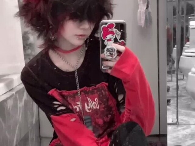 Emo🤟