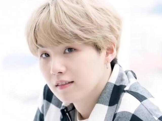 Yoongi/suga (BTS)